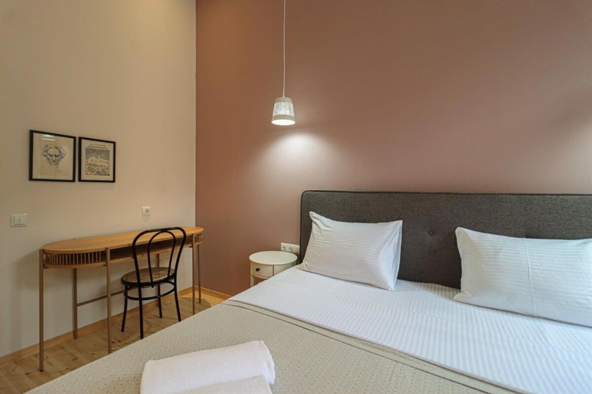 Stylish 2br In - By Wehost بيت للعطل