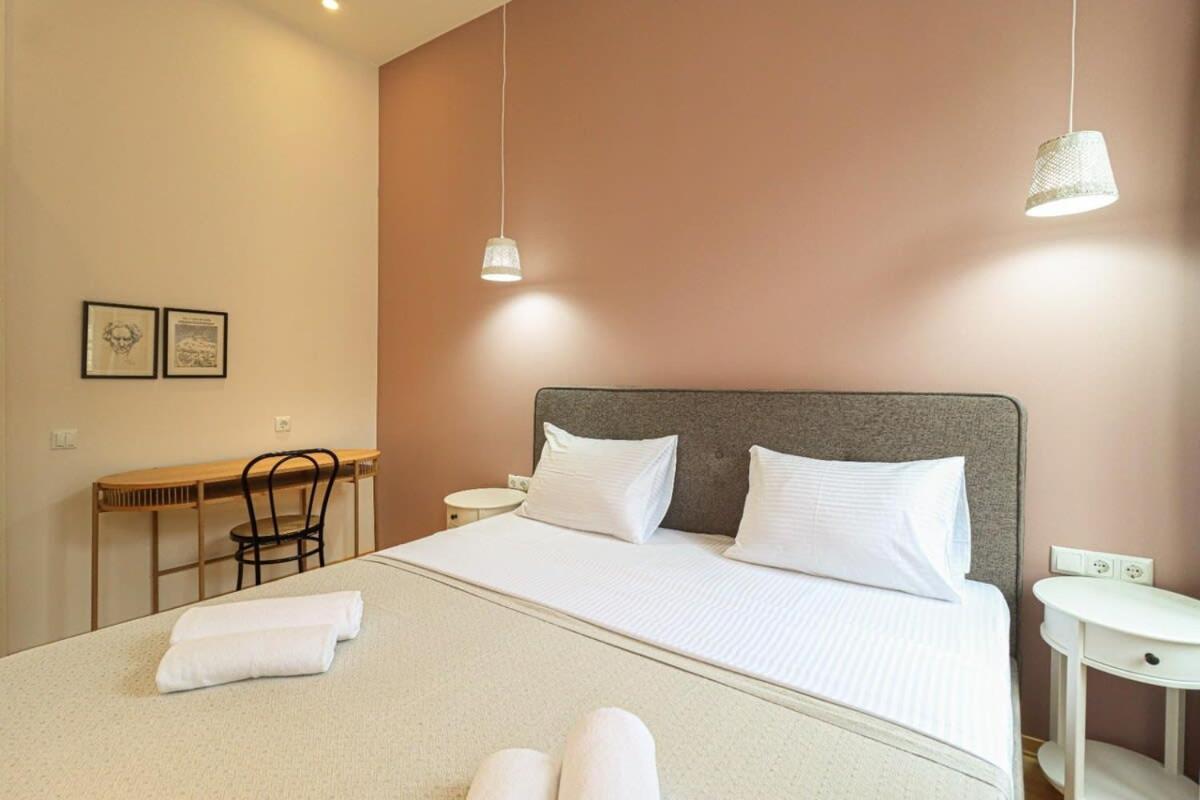 Stylish 2br In - By Wehost بيت للعطل تبليسي